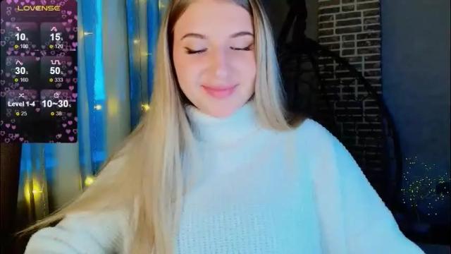 Image 7 of evacadooo Stream on Chaturbate on 2 months ago