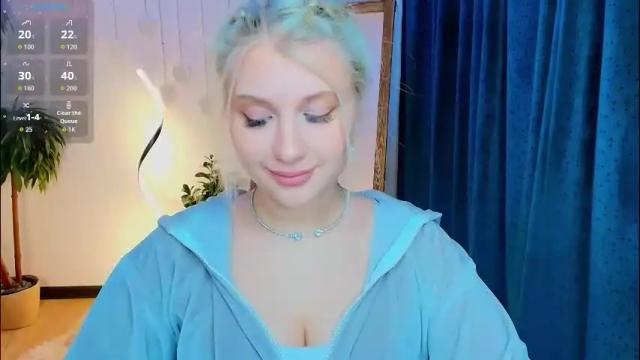 Image 4 of evacadooo Stream on Chaturbate on 12 days ago