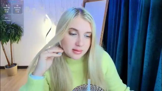 Image 11 of evacadooo Stream on Chaturbate on 2 days ago