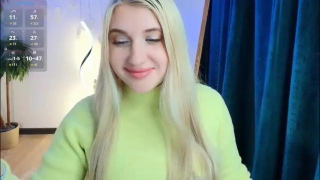 Image 3 of evacadooo Stream on Chaturbate on 2 days ago