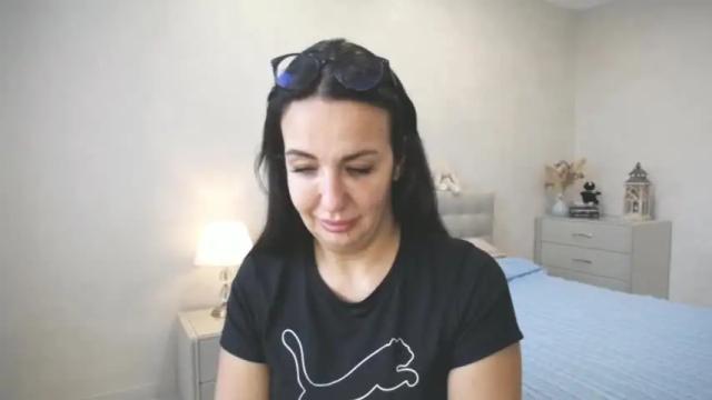 Image 8 of evadesantis Stream on Chaturbate on 18 months ago