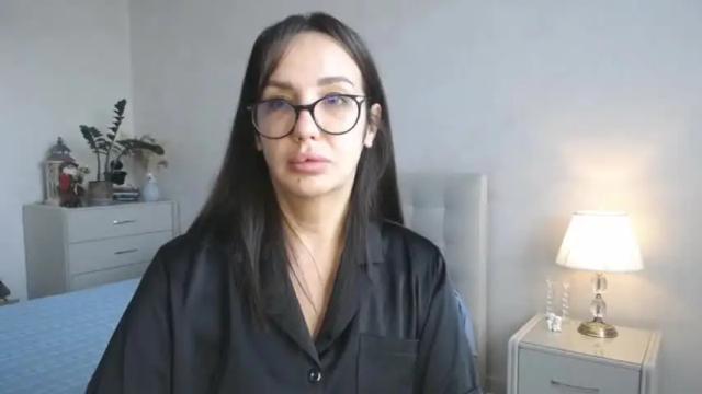 Image 8 of evadesantis Stream on Chaturbate on 18 months ago