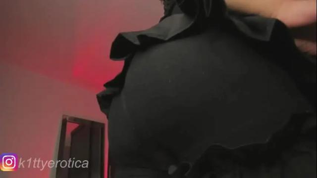 Image 3 of evaevanscute Stream on Chaturbate on 29 days ago