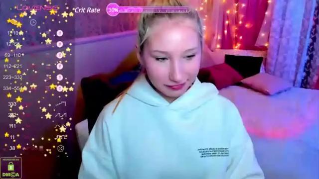Image 2 of evaglass_ Stream on Chaturbate on 15 months ago
