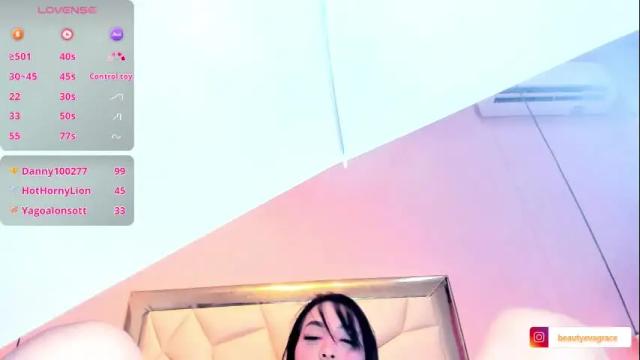 Image 8 of evagrace1 Stream on Chaturbate on 18 days ago