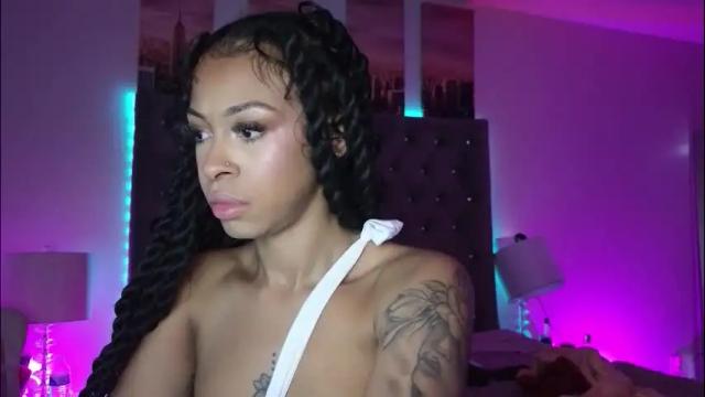 Image 2 of evajonez Stream on Chaturbate on 1 month ago