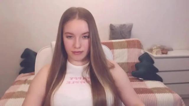 Image 7 of evajuly Stream on Chaturbate on 13 months ago