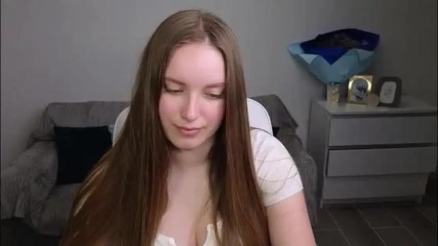 Image 2 of evajuly Stream on Chaturbate on 3 months ago