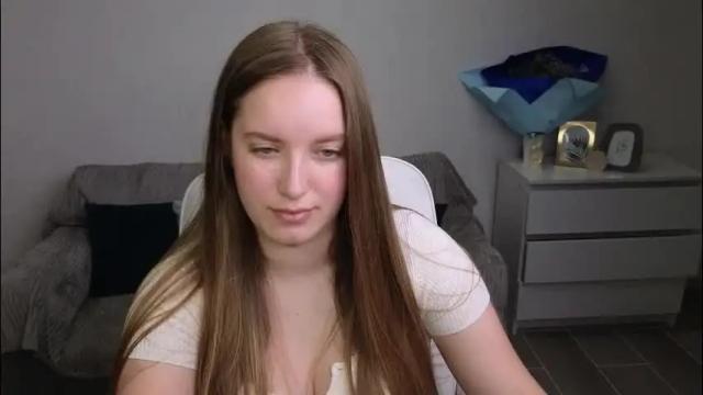 Image 3 of evajuly Stream on Chaturbate on 3 months ago
