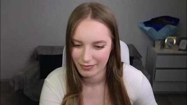 Image 4 of evajuly Stream on Chaturbate on 2 months ago