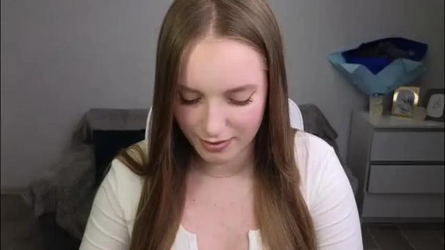 Image 7 of evajuly Stream on Chaturbate on 2 months ago