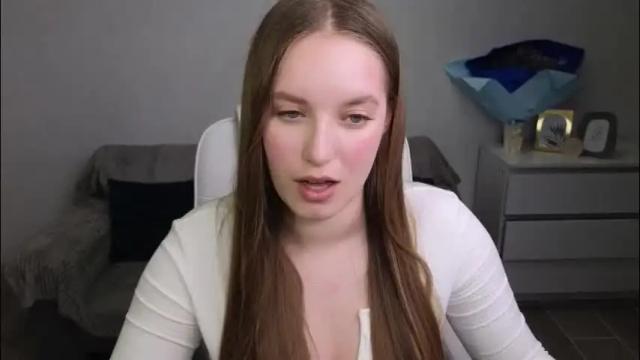 Image 11 of evajuly Stream on Chaturbate on 2 months ago