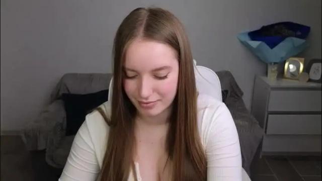 Image 12 of evajuly Stream on Chaturbate on 2 months ago