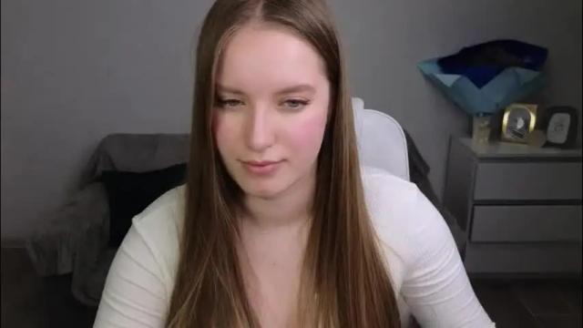 Image 2 of evajuly Stream on Chaturbate on 2 months ago