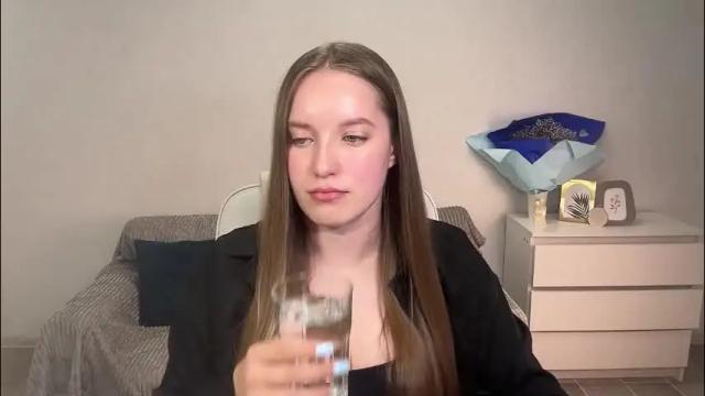 Image 6 of evajuly Stream on Chaturbate on 2 months ago