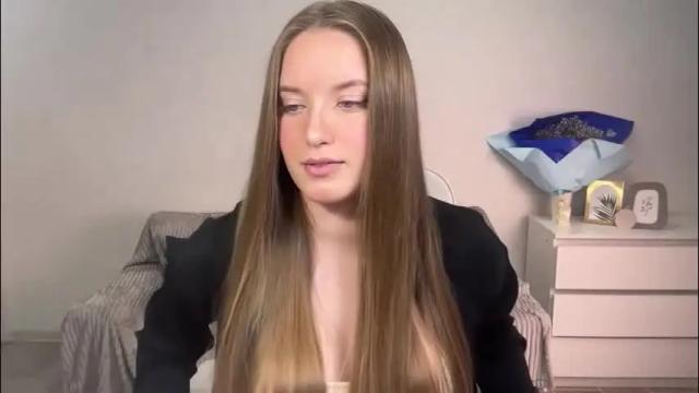 Image 2 of evajuly Stream on Chaturbate on 1 month ago