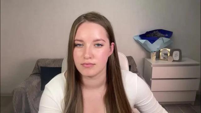 Image 4 of evajuly Stream on Chaturbate on 1 month ago