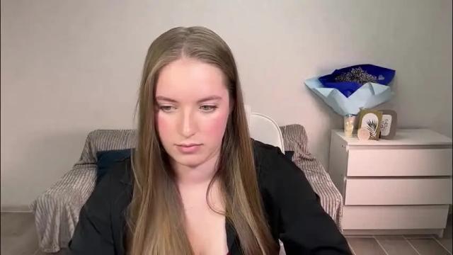Image 11 of evajuly Stream on Chaturbate on 1 month ago