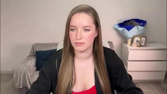 Image 3 of evajuly Stream on Chaturbate on 1 month ago