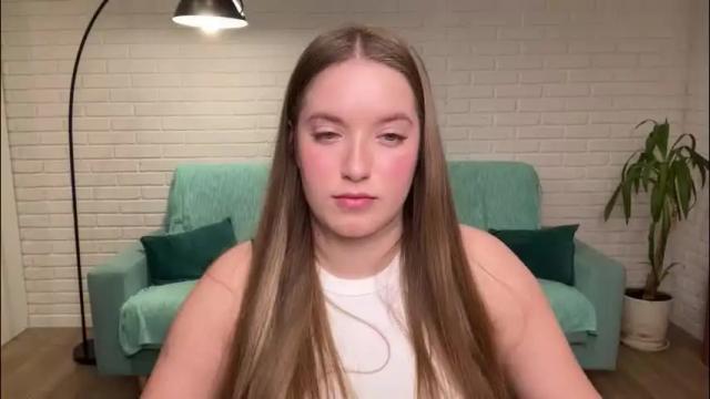 Image 8 of evajuly Stream on Chaturbate on 14 hours ago