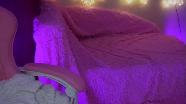 Image 3 of evakolt_ Stream on Chaturbate on 2 months ago