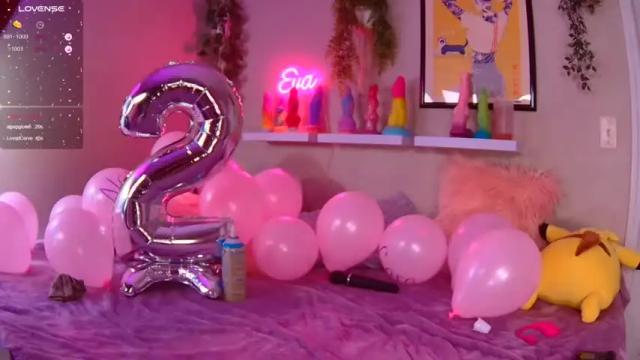 Image 7 of evamilaa Stream on Chaturbate on 16 months ago