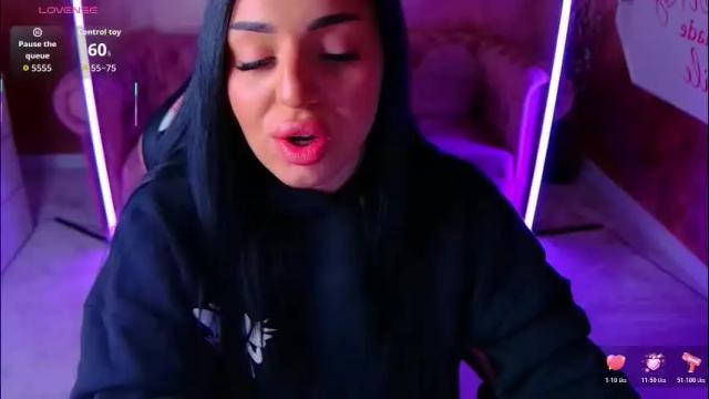 Image 2 of evanew_ Stream on Chaturbate on 3 days ago