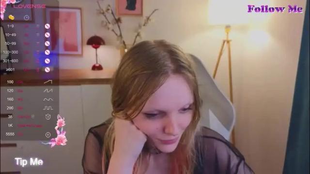 Image 3 of evangel1ne Stream on Chaturbate on 2 months ago