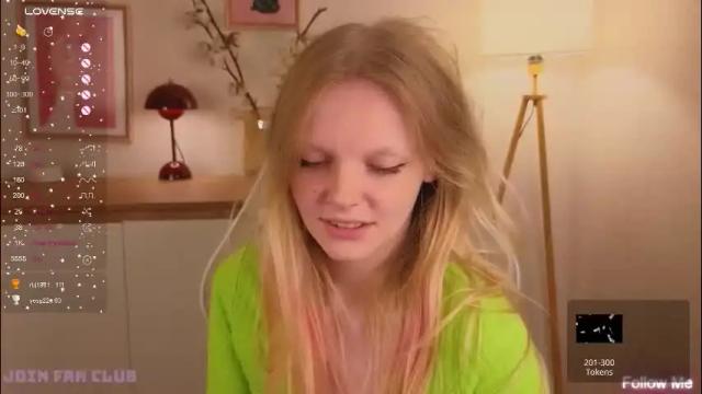 Image 8 of evangel1ne Stream on Chaturbate on 2 months ago