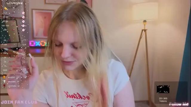 Image 11 of evangel1ne Stream on Chaturbate on 1 month ago