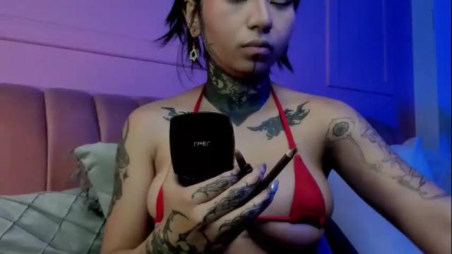 Image 8 of evangeline_bell Stream on Chaturbate on 1 month ago