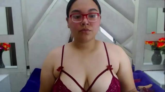 Thumbnail 1, evangeline_meyer's Stream at Chaturbate, 19 months ago