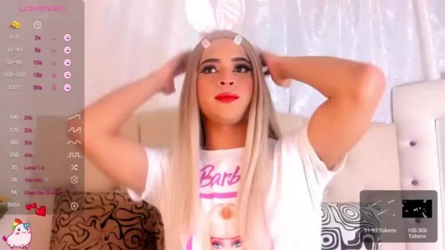 Image 12 of evangeline_ts_ Stream on Chaturbate on 19 months ago