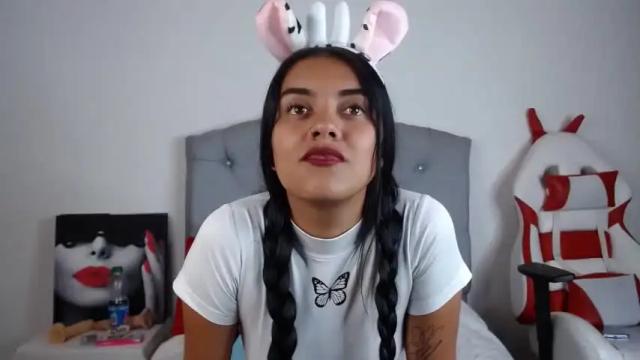 Image 6 of evangelineblossom03 Stream on Chaturbate on 15 months ago
