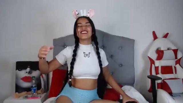 Thumbnail 3, evangelineblossom03's Stream at Chaturbate, 15 months ago