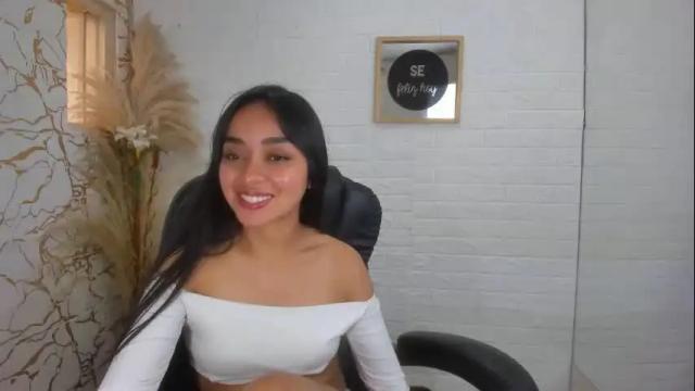 Image 11 of evangelinex69 Stream on Chaturbate on 1 month ago