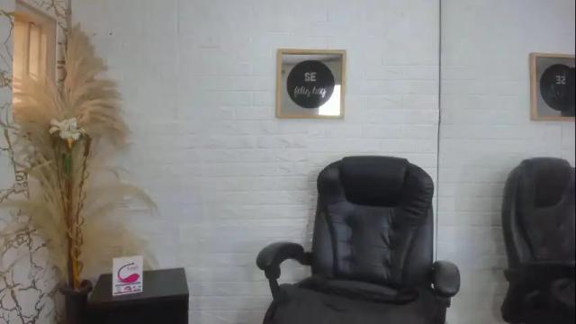 Image 4 of evangelinex69 Stream on Chaturbate on 1 month ago