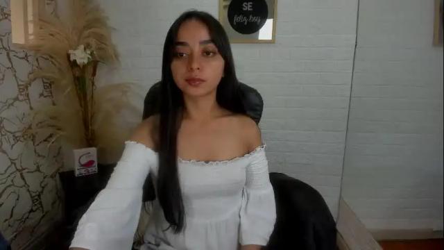 Image 3 of evangelinex69 Stream on Chaturbate on 1 month ago