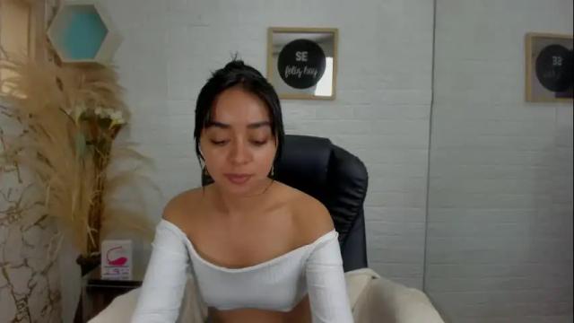 Image 6 of evangelinex69 Stream on Chaturbate on 1 month ago