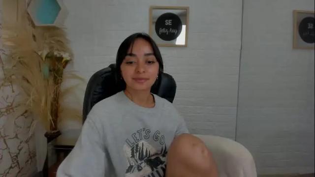 Image 11 of evangelinex69 Stream on Chaturbate on 1 month ago