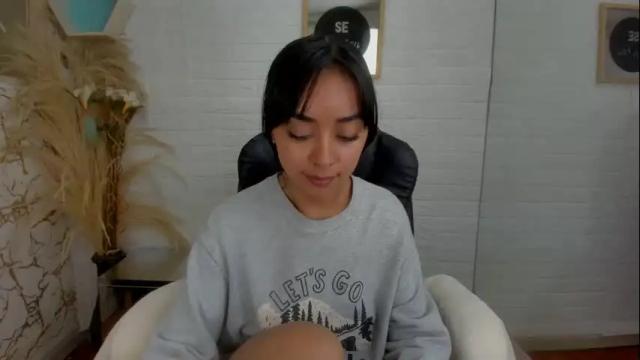 Image 6 of evangelinex69 Stream on Chaturbate on 1 month ago