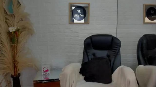 Image 7 of evangelinex69 Stream on Chaturbate on 1 month ago