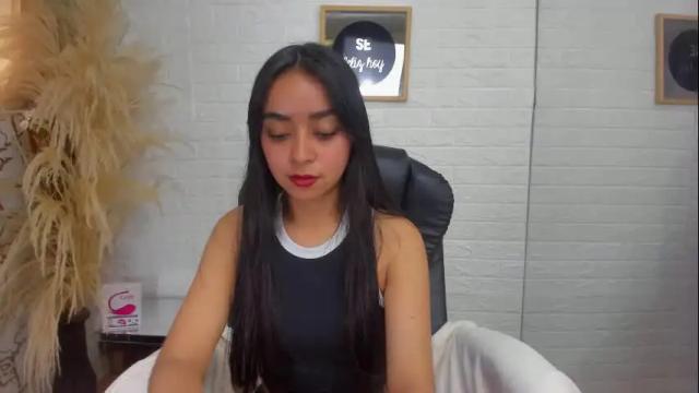 Image 7 of evangelinex69 Stream on Chaturbate on 1 month ago
