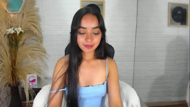 Image 12 of evangelinex69 Stream on Chaturbate on 27 days ago