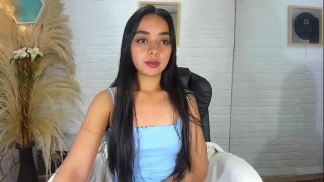 Image 3 of evangelinex69 Stream on Chaturbate on 27 days ago