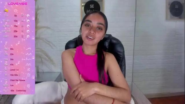 Image 2 of evangelinex69 Stream on Chaturbate on 17 days ago