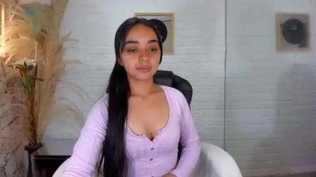 Image 3 of evangelinex69 Stream on Chaturbate on 14 days ago