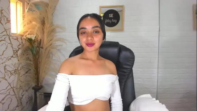 Image 12 of evangelinex69 Stream on Chaturbate on 12 days ago