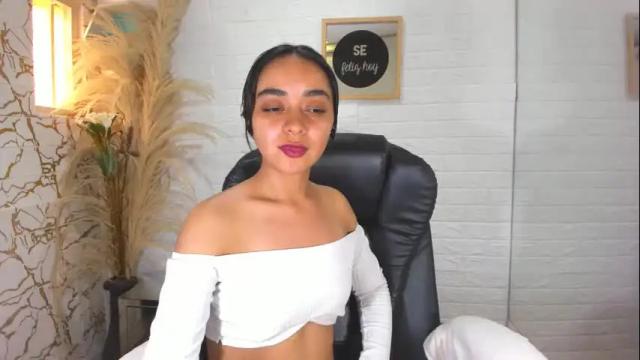 Image 8 of evangelinex69 Stream on Chaturbate on 12 days ago