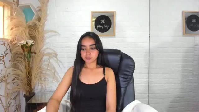 Image 10 of evangelinex69 Stream on Chaturbate on 10 days ago